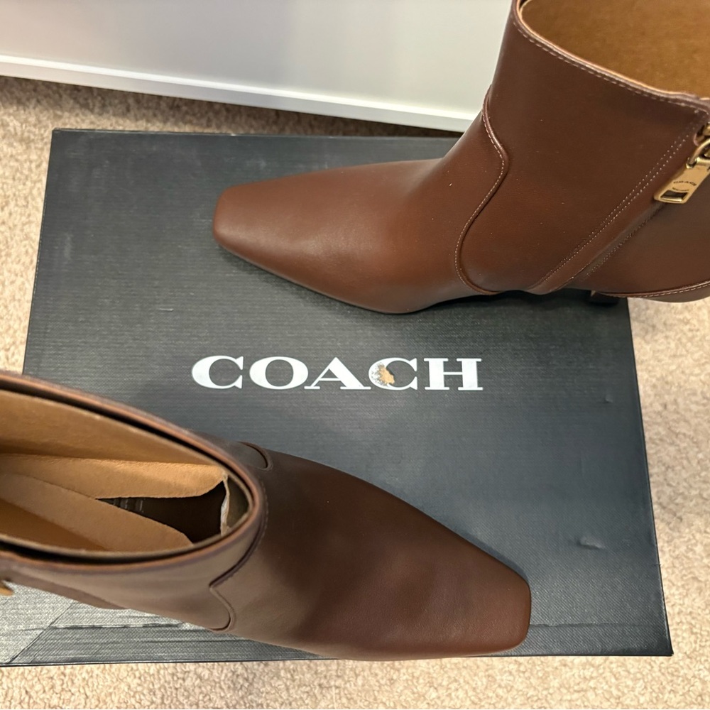 Coach Sculpted C Kitten Heel Leather Ankle Booties Maple Brown 8.5 NIB $275 - Picture 11 of 15
